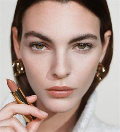 chanel fall makeup 2022|chanel fall winter 2022 makeup.